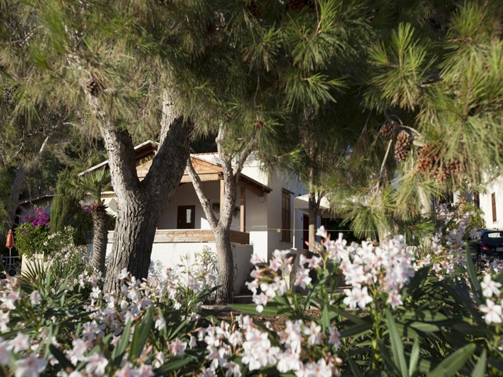 Casa Con Verande Sul Mare A 2 Minuti A Piedi Dalla Spiaggia กุสโตนาชี ห้อง รูปภาพ